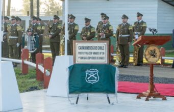 Con emotivo homenaje a mártires de Arauco, Carabineros conmemoró su aniversario 98 en Los Álamos