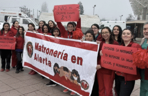 Colegio de Matronas llama a manifestación nacional tras decreto del Minsal: “atenta contra la salud sexual y reproductiva”
