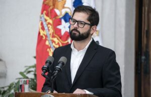 Presidente Boric regresa en silencio a La Moneda y viaja a Uruguay para funeral de Mujica en medio de caso Procultura