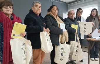 Cesfam Víctor Manuel Fernández fortalece estrategia de entrega de medicamentos a domicilio a través de 23 facilitadores de la comunidad