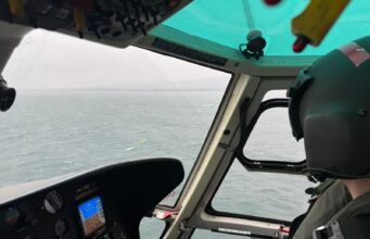 Suspenden búsqueda de pescadores debido al clima: se espera mañana retomar labores si condiciones lo permiten