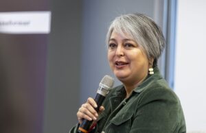 Jeannette Jara lidera primera encuesta presidencial tras primarias del oficialismo