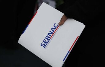 Sernac denunció a Itaú y Santander por ofrecer créditos no educacionales en universidades