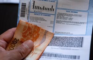 Solicitan subsidio especial para adultos mayores ante alzas en tarifas eléctricas