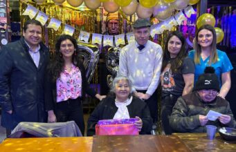 Tras 30 cumpleaños en la calle, reconocida Mireya celebra sus 75 años en su nueva vida