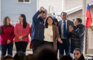 Presidente Gabriel Boric encabeza entrega de nuevas viviendas en Hualqui: “Estamos construyendo comunidad”