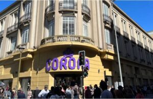 En arriendo histórico edificio que albergó a la tienda Corona en el centro de Concepción
