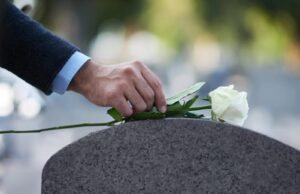 Proponen aumentar a tres meses fuero laboral por el fallecimiento de un hijo