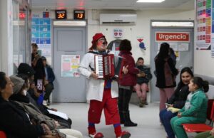 Programa Dr. Clown celebra 8 años y recibe reconocimiento nacional por su aporte a la salud