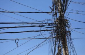 Entra en vigencia norma que establece el retiro de cables en desuso