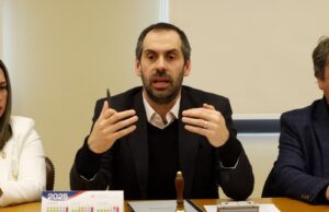 Ministro de Hacienda confirma reducción de presupuesto a regiones