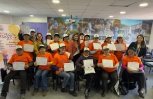 Programa de liderazgo comunitario para personas mayores del Cesfam Dr. Víctor Manuel Fernández cumple una década de formación