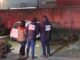 Hombre a bordo de vehículo es baleado en la cabeza y está en riesgo vital