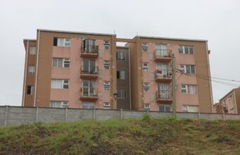 Avances en reparación y mejoramiento de condominios sociales benefician a más de 400 familias en el Biobío