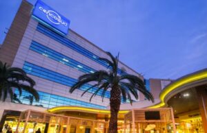 Sindicatos de Cencosud denuncian cerca de mil despidos “por necesidades de la compañía”