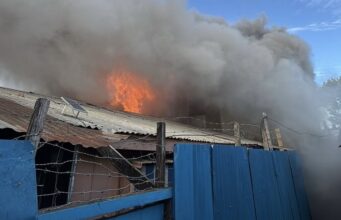 Incendio de gran magnitud afectó a cuatro viviendas en sector Pedro de Valdivia