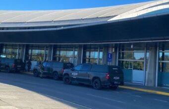 Aviso de bomba provocó evacuación en Aeropuerto Carriel Sur