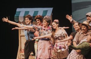 “La pérgola de las flores” protagoniza la Noche de los Teatros en Lota