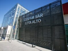 Denuncian en Lota que adulta mayor murió frente a Cesfam sin recibir ayuda