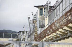 Sujeto resulta herido en balacera fuera del Centro Penitenciario Biobío