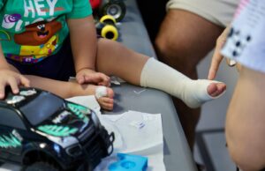 “No más fuegos artificiales”: Minsal se une a COANIQUEM en campaña preventiva de fin de año