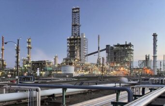 ENAP deberá pagar con $7 mil millones de indemnización a vecinos por episodios de contaminación