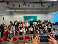 Ochenta emprendedoras del Biobío son certificadas como beneficiarias del programa Capital Abeja Emprende 2025