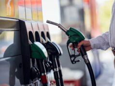 Anuncian importante baja de las bencinas desde este jueves 1 de enero