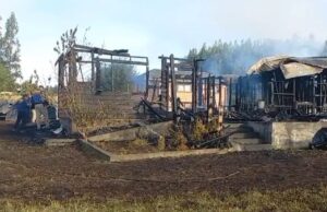 Ataque incendiario se registró en Cañete: queman casa deshabitada y dejan lienzo de RML