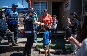 Presidente Boric constata en terreno avance de viviendas de emergencia en Concepción