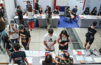 Tras conocer los resultados de la Prueba PAES comenzó el proceso de postulación a universidades