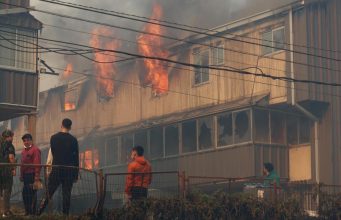 Decretan arresto domiciliario nocturno para imputado de causar incendio en Lirquén