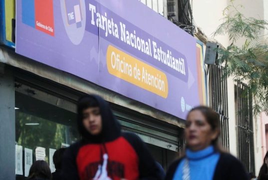 Refuerzan llamado a estudiantes de primer año a realizar su captura fotográfica de TNE a tiempo