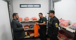 Implementan uniforme distintivo para internos de máxima seguridad en Complejo Penitenciario Biobío