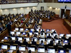 Cámara aprueba proyecto que restringe a inmigrantes en situación irregular acceder a beneficios fiscales