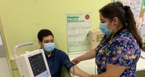 Minsal restablece uso obligatorio de mascarillas en urgencias desde abril