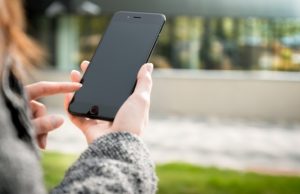 Alertan por falso SMS que pide completar datos del Registro Social de Hogares