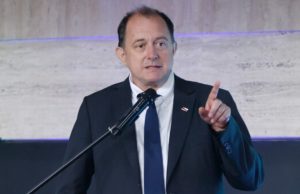 Ministro de Vivienda informa 1.500 subsidios asignados en Penco