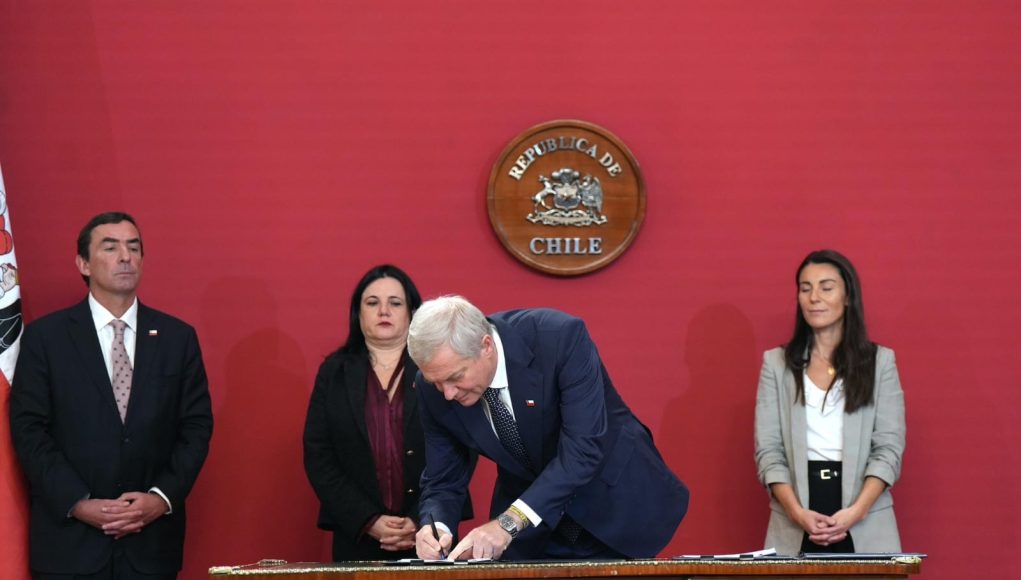 534b994e-bfbd-46e4-85e9-2b2711c268fb