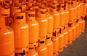 Gobierno entregará balones de gas a familias vulnerables en medio de alza de combustibles