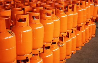 Gobierno entregará balones de gas a familias vulnerables en medio de alza de combustibles