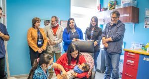 Autoridades refuerzan llamado a inmunizar a lactantes contra el VRS en Lirquén