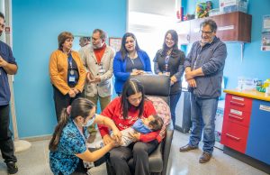 Autoridades refuerzan llamado a inmunizar a lactantes contra el VRS en Lirquén