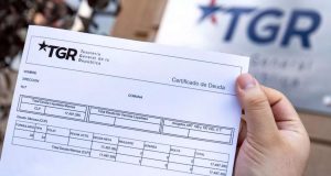 Tesorería inicia embargos y retenciones a deudores CAE con ingresos sobre $5 millones