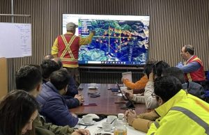 Senapred mantiene alerta amarilla por incendio forestal que genera evacuaciones y albergados