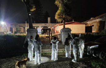 Detienen a dos adolescentes por asesinato de adulta mayor ocurrido en Coronel