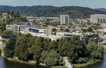 Estudiante de Universidad San Sebastián denuncia violación grupal tras fiesta mechona