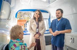 Refuerzan en Biobío llamado a vacunarse contra la influenza a adultos mayores