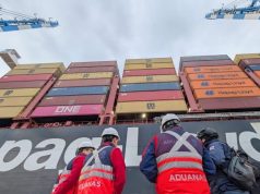 Aduanas y Armada realizan operativo de fiscalización en buque mercante en puerto de San Vicente