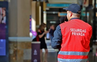 Guardia de seguridad fue baleado en el rostro tras frustrar robo en tienda